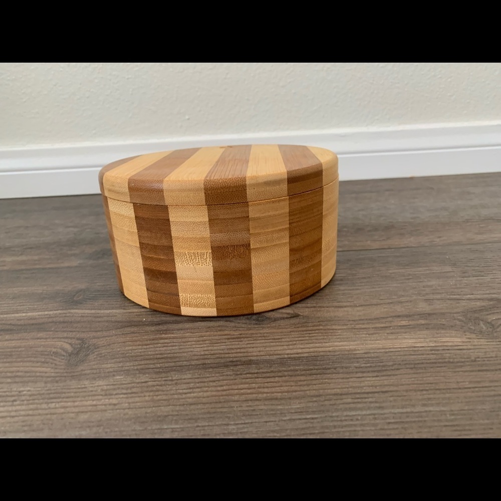 Wood Box - Picture 4 of 9